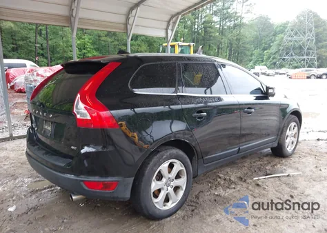 2013 Volvo Xc60 3.2/3.2 Platinum/3.2 Premier/3.2 Premier Plus from USA, damaged, VIN YV4940DZXD2373056